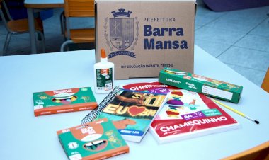 Barra Mansa entrega uniformes e kits escolares na Creche Padre Adalberto