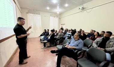 Servidores municipais participam de capacitação do programa Contrata+Brasil em Paraíba do Sul
