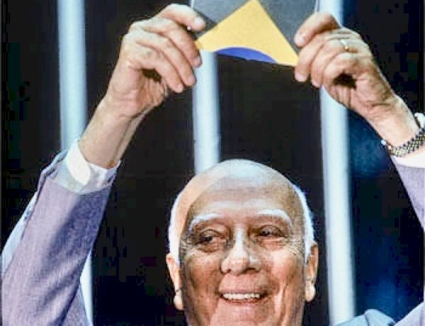 Há momentos em que o debate público se afasta da Constituição e se rende ao casuísmo — e isso se torna ainda mais grave quando o tema é a democracia.