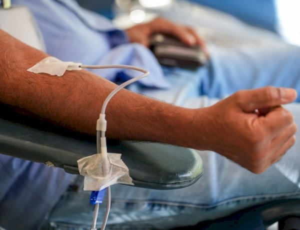 Doação de Sangue ganha reforço no Rio com incentivos legais e campanha inspirada na paixão pelo futebol