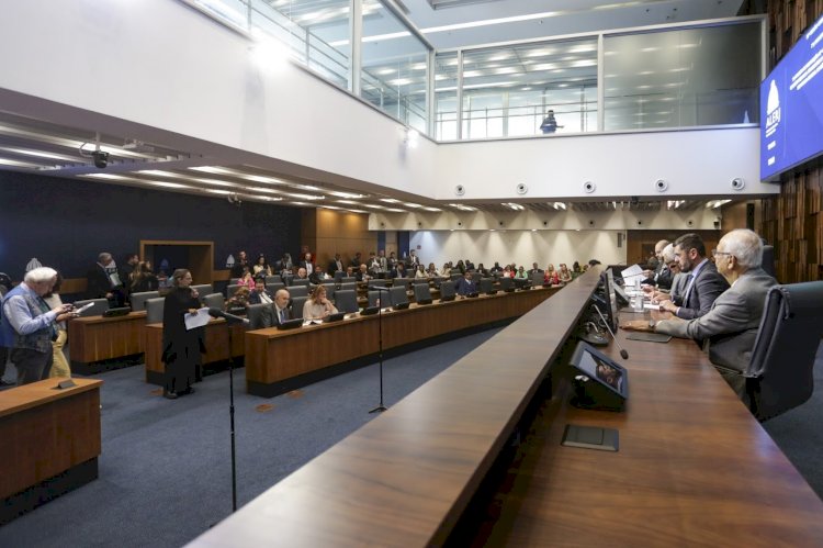 Uso de aparelhos sonoros em veículos pode ser proibido nos estabelecimentos comerciais