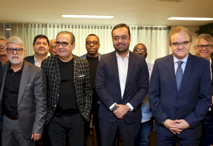 Com Malafaia, Cláudio Castro abre maior feira cristã da América Latina