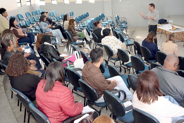 Servidores de Barra Mansa passam por capacitação sobre liderança