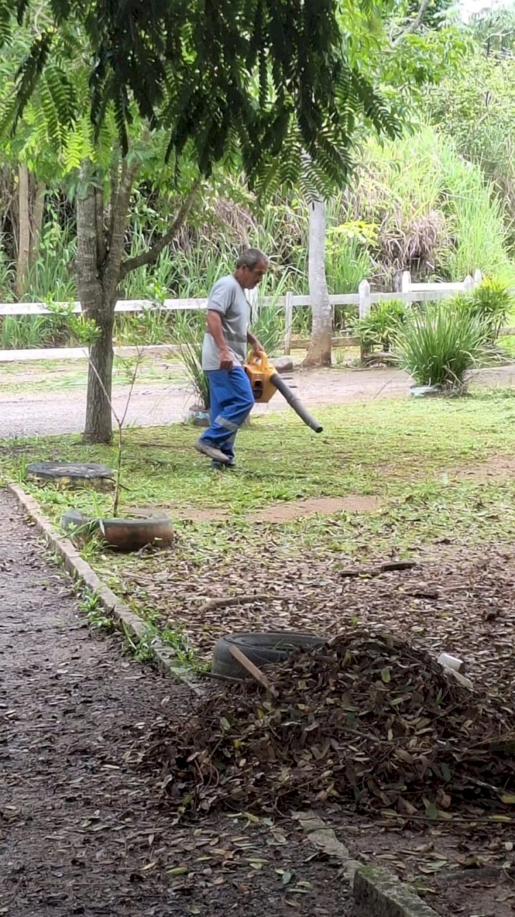Secretaria de Agricultura realiza manutenção em estradas vicinais de Bemposta