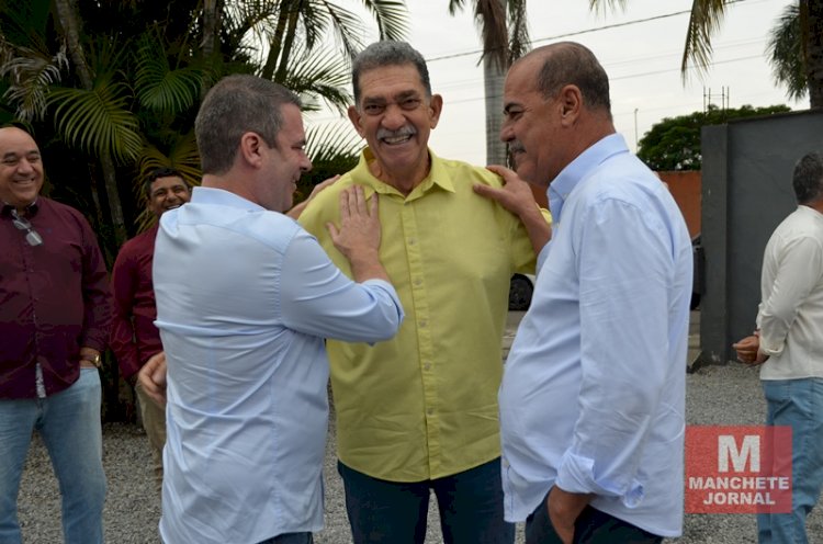 Ex-prefeito e pré-candidato Eduardo Paes participa de encontro para debater  futuro do Estado em Comendador Levy Gasparian