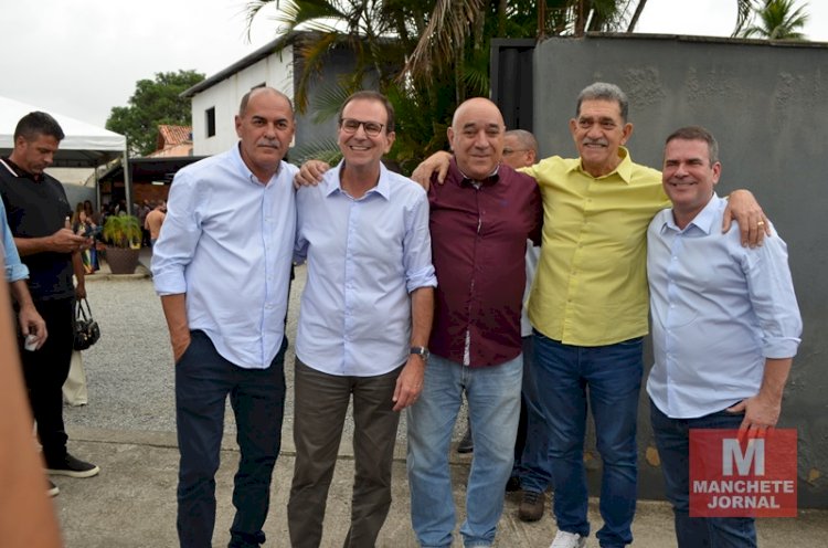 Ex-prefeito e pré-candidato Eduardo Paes participa de encontro para debater  futuro do Estado em Comendador Levy Gasparian