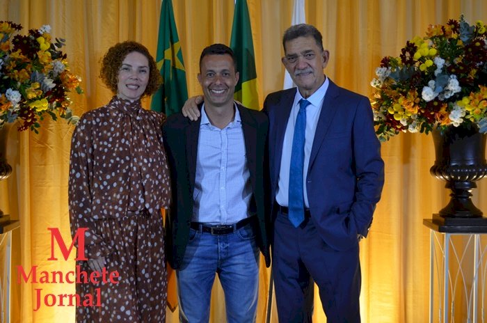 Sessão Solene em Comemoração ao 35º Aniversário de Emancipação Político-Administrativa de Comendador Levy Gasparian/RJ.