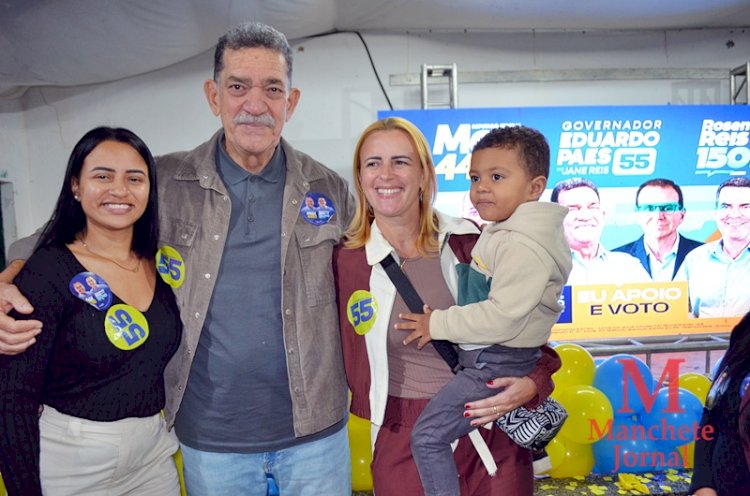 Mesmo com chuva e frio, uma multidão comparece ao Atlético Clube Operário para prestigiar os candidatos do Prefeito Cláudio Mannarino.